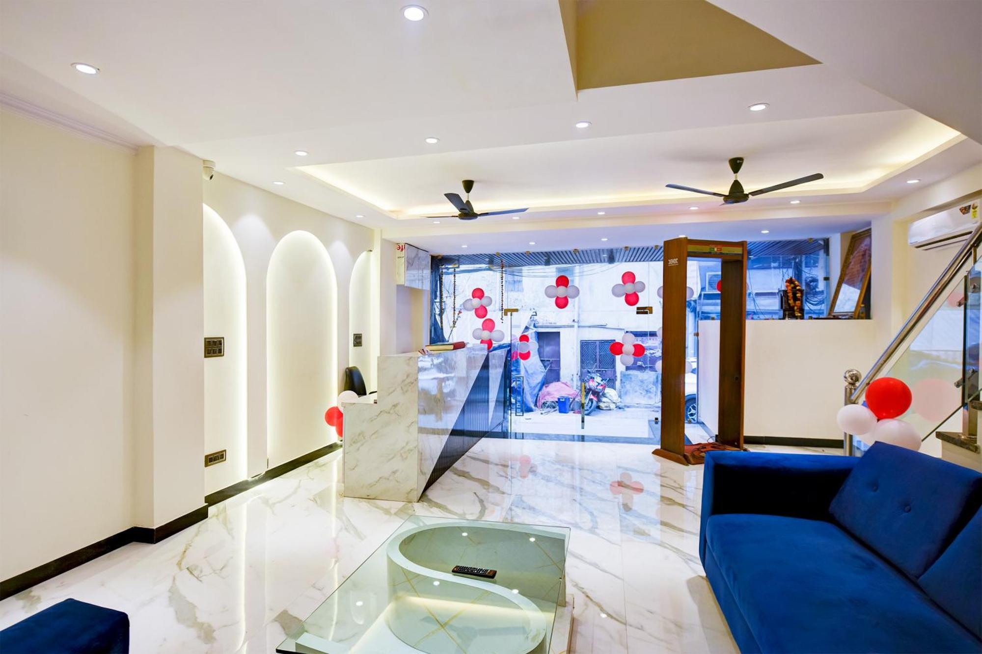 Hotel Surya Plaza New Delhi Ngoại thất bức ảnh
